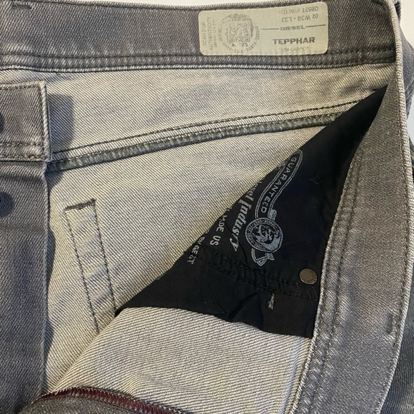 Men’s Diesel Jeans Size 38 Tappered, skinny-carrot. Preowned - Picture 2 of 5